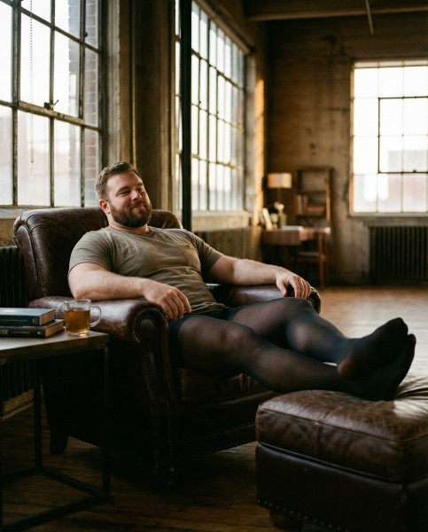 Glamory Support - 40 denier semi-opaque support tights for men